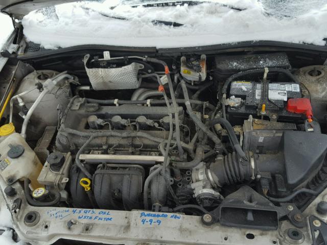 1FAHP35NX9W222422 - 2009 FORD FOCUS SE SILVER photo 7