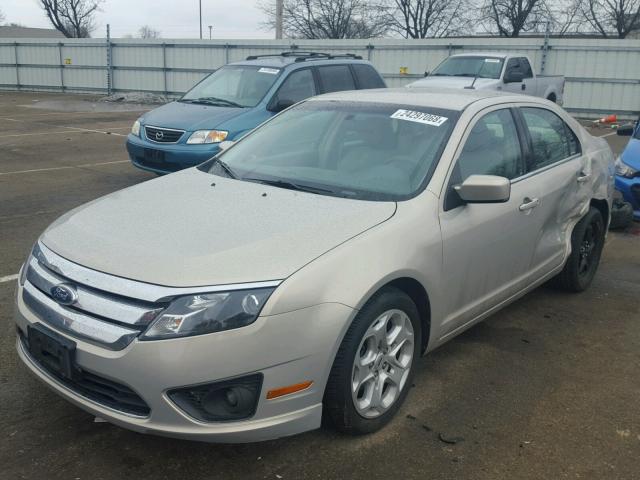 3FAHP0HA4AR365896 - 2010 FORD FUSION SE GOLD photo 2