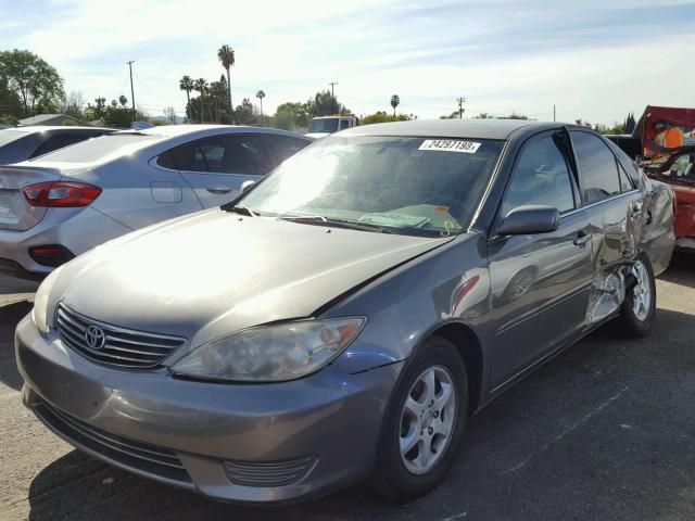 4T1BE32K46U683618 - 2006 TOYOTA CAMRY LE GRAY photo 2