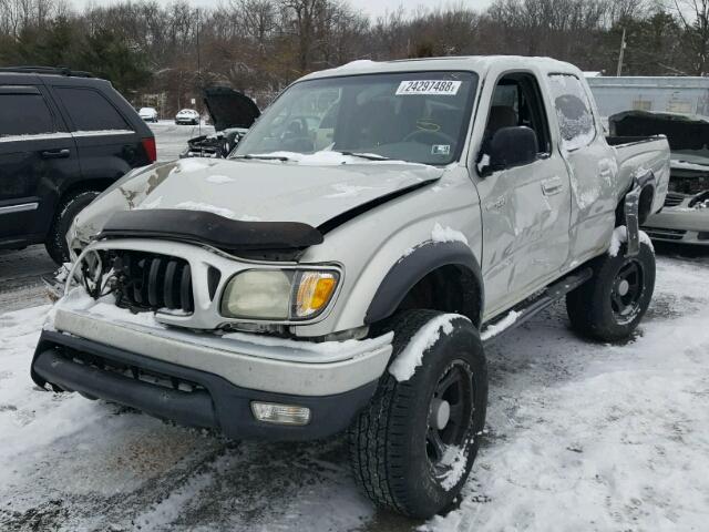 5TEHN72NX1Z824241 - 2001 TOYOTA TACOMA DOU WHITE photo 2