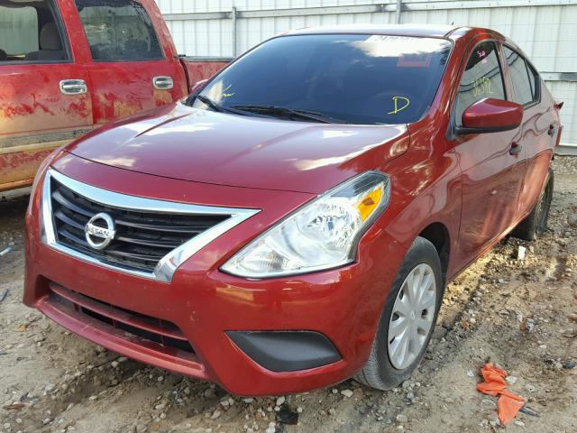 3N1CN7AP7GL834186 - 2016 NISSAN VERSA S RED photo 2