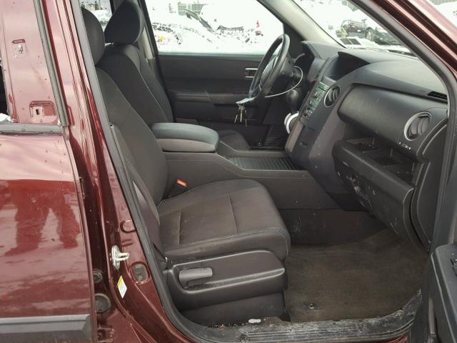 5FNYF4H22BB040521 - 2011 HONDA PILOT LX MAROON photo 5