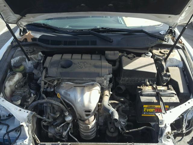 4T1BF3EK1BU728372 - 2011 TOYOTA CAMRY BASE WHITE photo 7