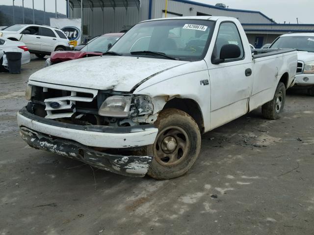 1FTRF172X3NA70471 - 2003 FORD F150 WHITE photo 2