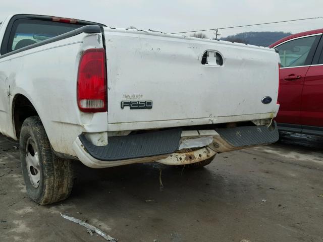 1FTRF172X3NA70471 - 2003 FORD F150 WHITE photo 9