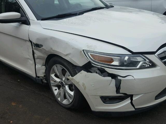 1FAHP2EW8AG157829 - 2010 FORD TAURUS SEL WHITE photo 9