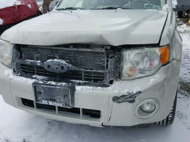 1FMCU93158KB66424 - 2008 FORD ESCAPE XLT CREAM photo 9