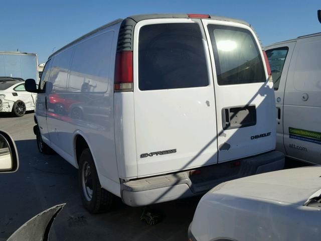 1GCGG25RX21191498 - 2002 CHEVROLET EXPRESS G2 WHITE photo 3