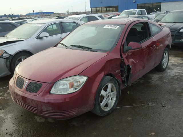 1G2AL18H197120944 - 2009 PONTIAC G5 RED photo 2