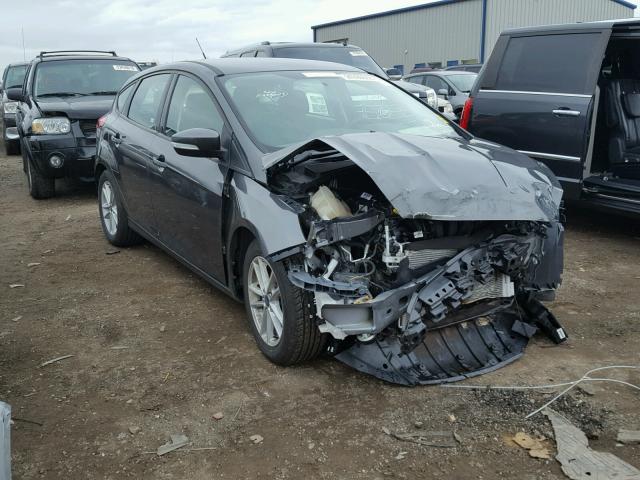 1FADP3K29HL286188 - 2017 FORD FOCUS SE GRAY photo 1