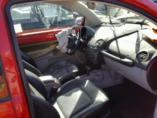 3VWCD31CX4M406248 - 2004 VOLKSWAGEN NEW BEETLE RED photo 5