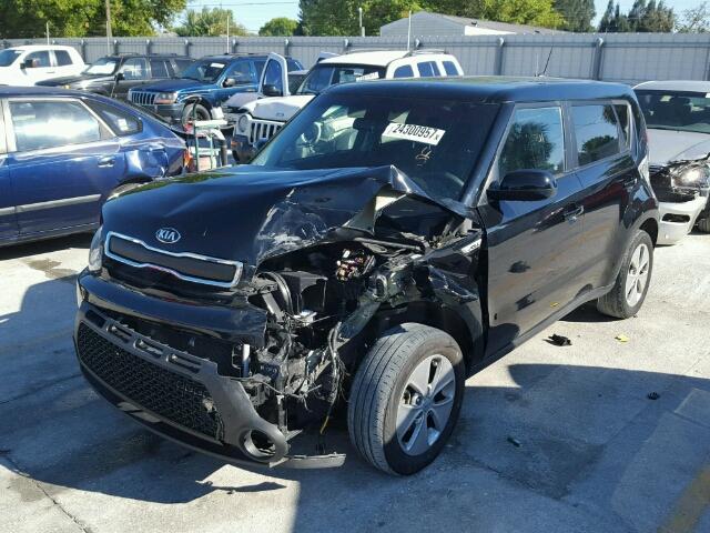 KNDJN2A20F7119328 - 2015 KIA SOUL BLACK photo 2