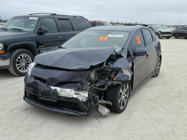 JTDKN3DU1D1619862 - 2013 TOYOTA PRIUS GRAY photo 2