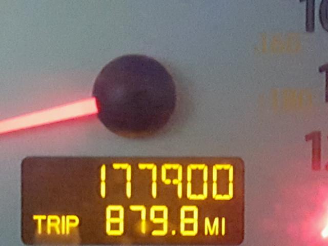 1G8AL52F23Z158084 - 2003 SATURN ION LEVEL BLACK photo 8