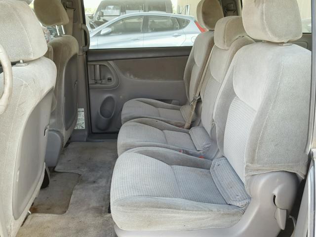 5TDZA23C26S389672 - 2006 TOYOTA SIENNA CE GRAY photo 6