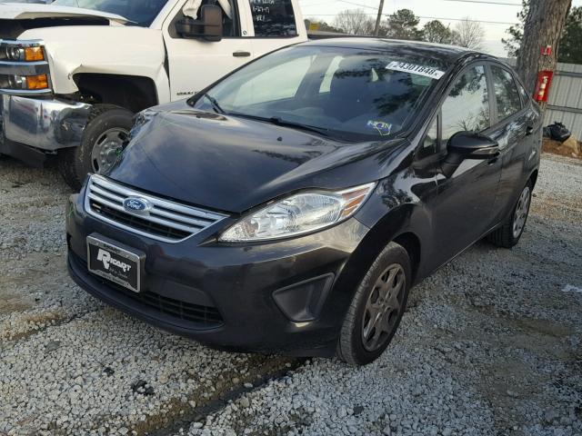 3FADP4BJ4DM176049 - 2013 FORD FIESTA SE BLACK photo 2