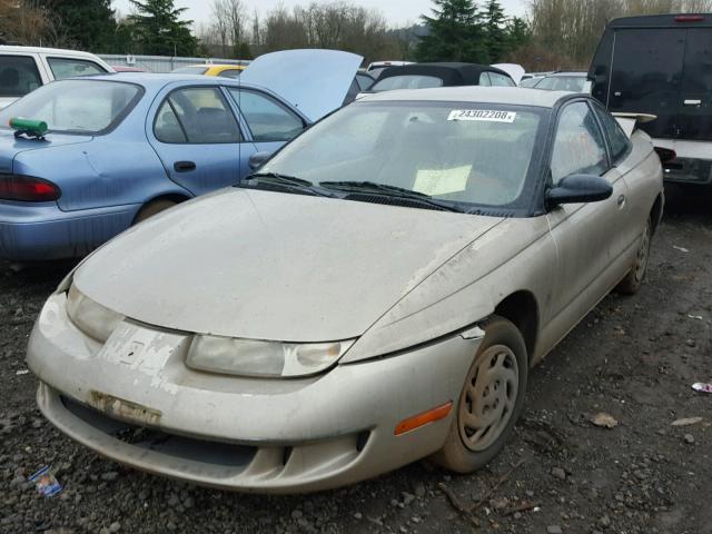 1G8ZE1282VZ379601 - 1997 SATURN SC1 GOLD photo 2