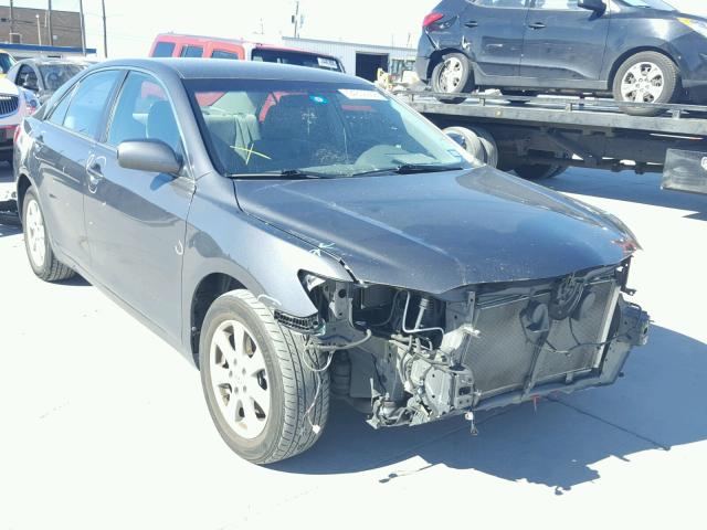 4T1BF3EK0BU776199 - 2011 TOYOTA CAMRY BASE GRAY photo 1