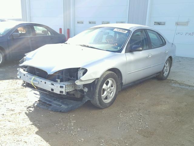 1FAFP53U47A215327 - 2007 FORD TAURUS SE SILVER photo 2