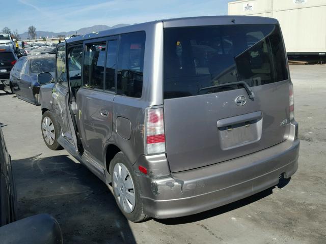 JTLKT324164060571 - 2006 TOYOTA SCION XB SILVER photo 3