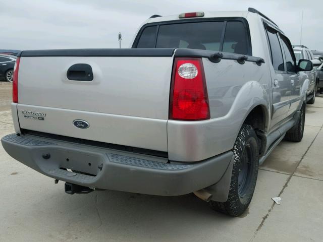 1FMZU67E73UC69010 - 2003 FORD EXPLORER S SILVER photo 4