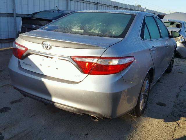 4T1BF1FK1GU554989 - 2016 TOYOTA CAMRY LE SILVER photo 4