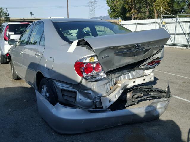 4T1BE32K96U646516 - 2006 TOYOTA CAMRY LE SILVER photo 3
