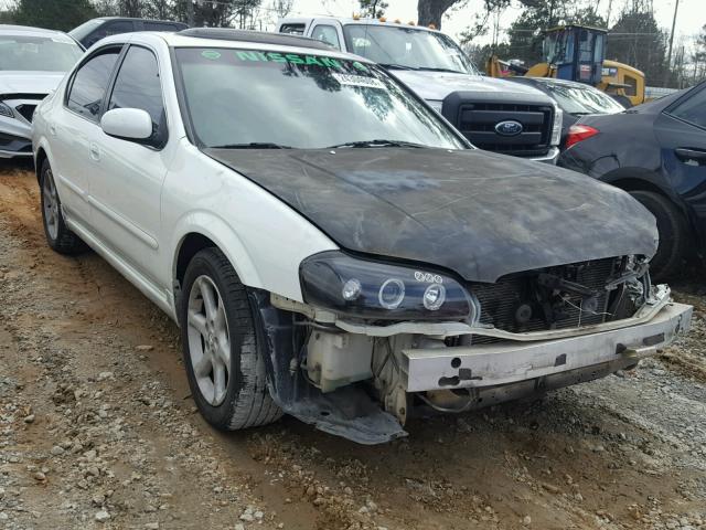 JN1DA31D02T411100 - 2002 NISSAN MAXIMA GLE WHITE photo 1