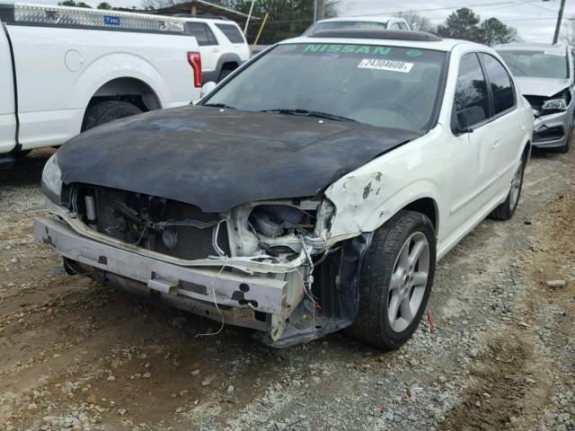 JN1DA31D02T411100 - 2002 NISSAN MAXIMA GLE WHITE photo 2