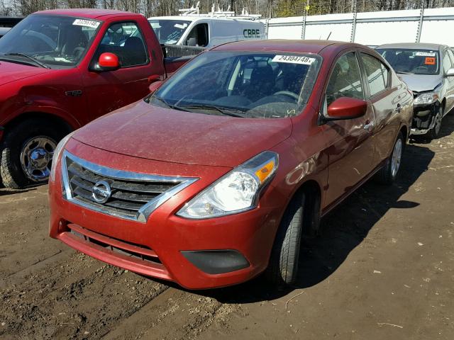 3N1CN7AP7GL893657 - 2016 NISSAN VERSA S RED photo 2