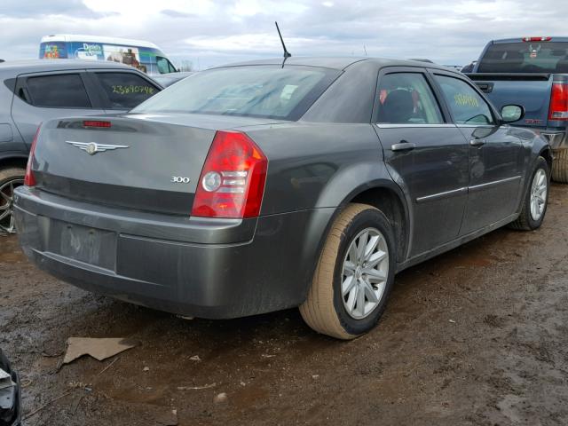 2C3LA43RX8H169935 - 2008 CHRYSLER 300 LX GRAY photo 4