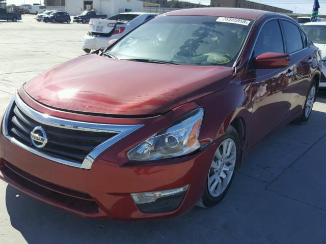 1N4AL3AP1FN351316 - 2015 NISSAN ALTIMA 2.5 RED photo 2