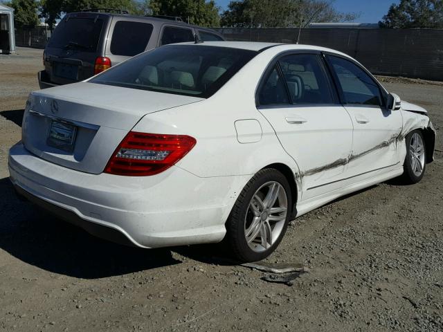 WDDGF4HB5EA901561 - 2014 MERCEDES-BENZ C 250 WHITE photo 4