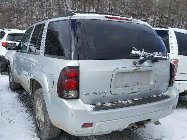 1GNDT13S782246272 - 2008 CHEVROLET TRAILBLAZE SILVER photo 3