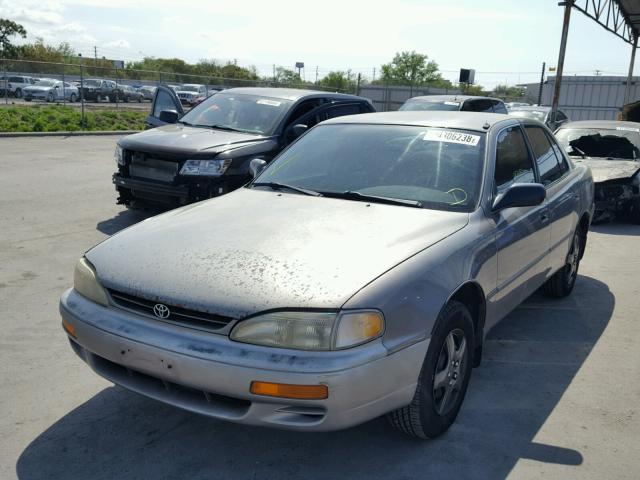 4T1SK11EXSU634670 - 1995 TOYOTA CAMRY DX GRAY photo 2