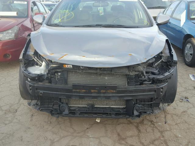 KMHDH4AE9DU921560 - 2013 HYUNDAI ELANTRA GL GRAY photo 9