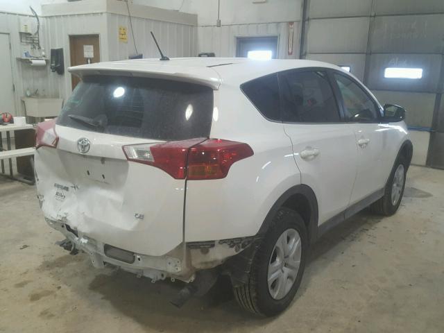 JTMZFREV0FJ052360 - 2015 TOYOTA RAV4 LE WHITE photo 4