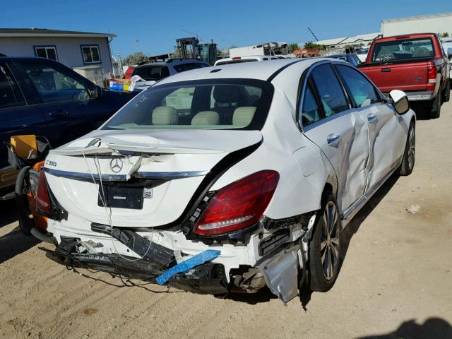 55SWF4JB8GU170570 - 2016 MERCEDES-BENZ C 300 WHITE photo 4