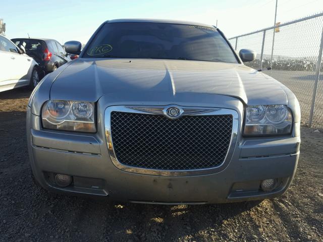 2C3KA53G16H105487 - 2006 CHRYSLER 300 TOURIN GRAY photo 9