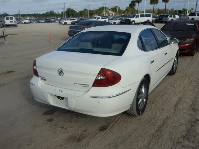 2G4WD532851346359 - 2005 BUICK LACROSSE C WHITE photo 4