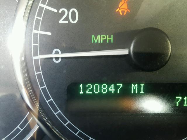 2G4WD532851346359 - 2005 BUICK LACROSSE C WHITE photo 8