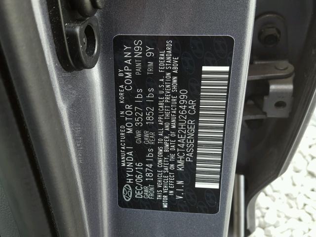 KMHCT4AE2HU264990 - 2017 HYUNDAI ACCENT SE GRAY photo 10