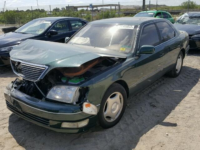 JT8BH28F9W0103950 - 1998 LEXUS LS 400 GREEN photo 2