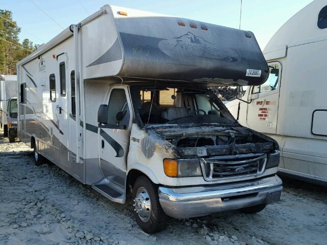 1FDXE45S34HA41890 - 2004 FORD MOTORHOME WHITE photo 1