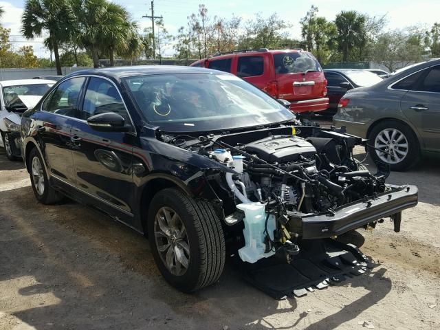 1VWAT7A38HC084718 - 2017 VOLKSWAGEN PASSAT S შავი ფოტო 1