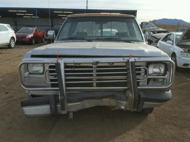 1B7KE26C3NS562882 - 1992 DODGE D-SERIES D GRAY photo 9