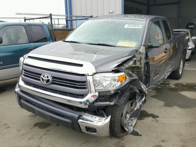 5TFRM5F15EX068270 - 2014 TOYOTA TUNDRA DOU GRAY photo 2