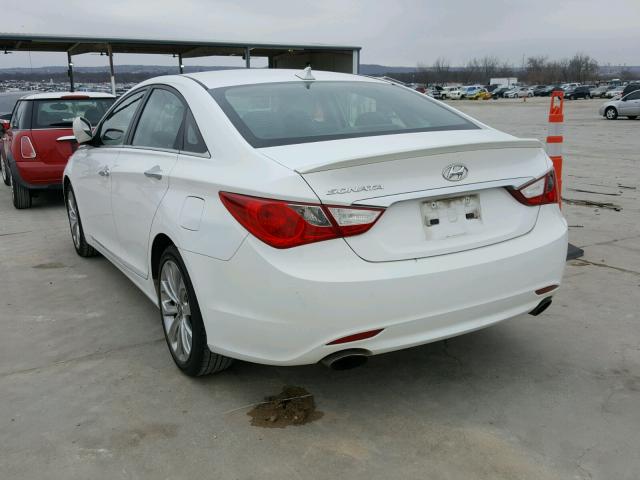 5NPEC4AC7DH653365 - 2013 HYUNDAI SONATA SE WHITE photo 3