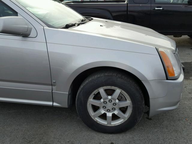 1GYEE637760222850 - 2006 CADILLAC SRX SILVER photo 9