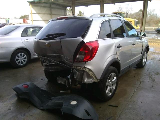 3GNAL2EK4DS595233 - 2013 CHEVROLET CAPTIVA LS 银色 照片 4